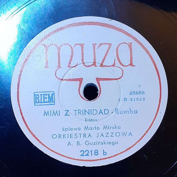 https://www.discogs.com/release/20983276-Marta-Mirska-Orkiestra-M-Paszkieta-Orkiestra-Jazzowa-A-B-Guzi%C5%84skiego-Piosenka-Przypomni-Ci-Tango-Mi