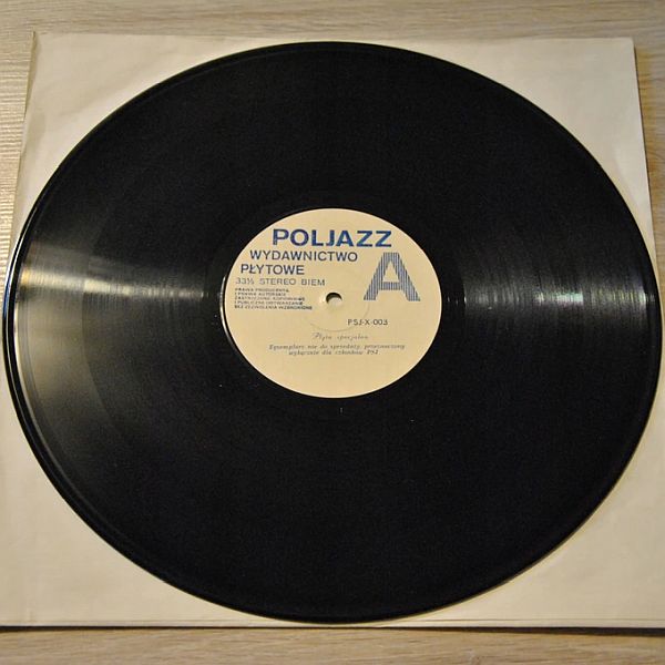 https://www.discogs.com/release/3731844-Miles-Davis-Septet-Live-In-Poland-1983