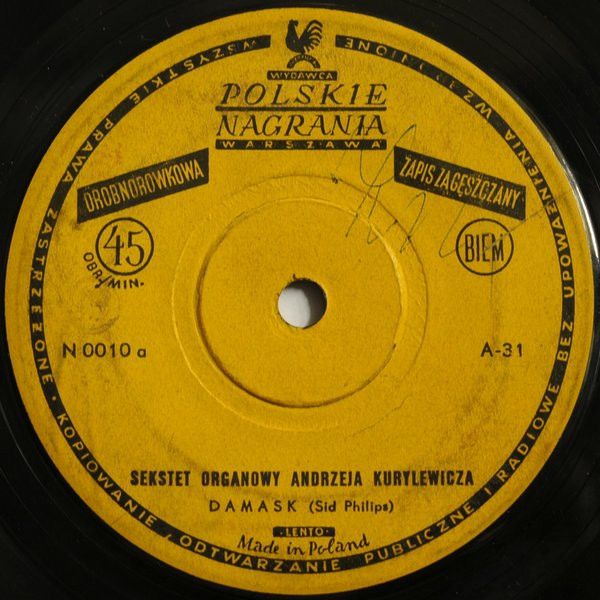 https://www.discogs.com/release/3896527-Sekstet-Organowy-Andrzeja-Kurylewicza-Damask