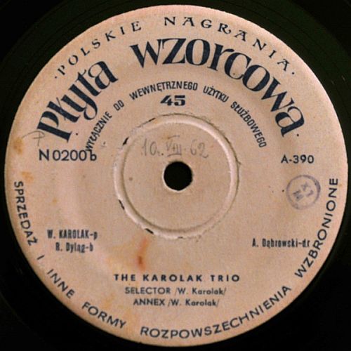 https://www.discogs.com/release/4632028-Various-P%C5%82yta-Wzorcowa