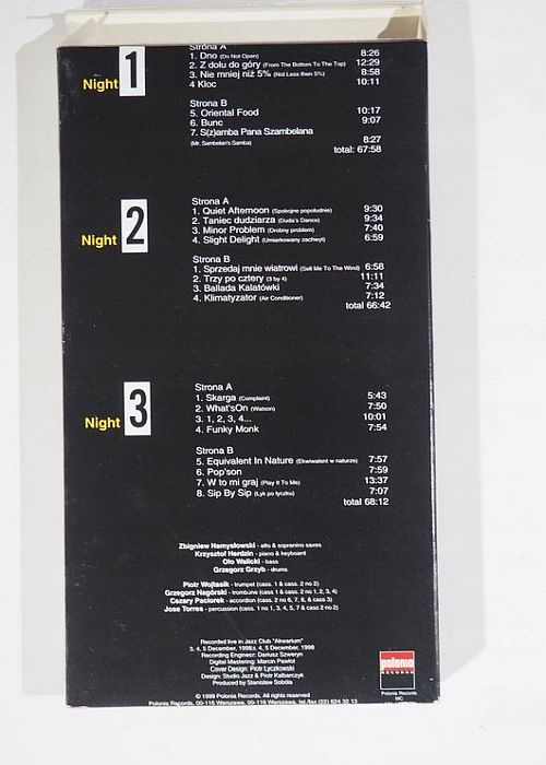 https://www.discogs.com/sell/item/2970683936?ev=bp_img