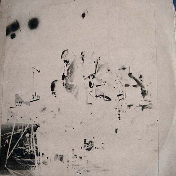 https://www.discogs.com/release/3744490-Laboratorium-Aquarium-Live-No-1