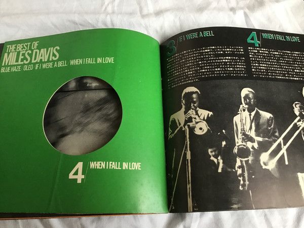https://www.discogs.com/sell/item/2830213432?ev=bp_img